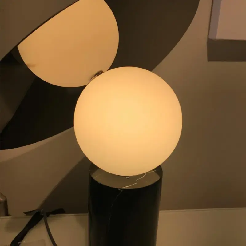 Homeko Disc Table Lamp
