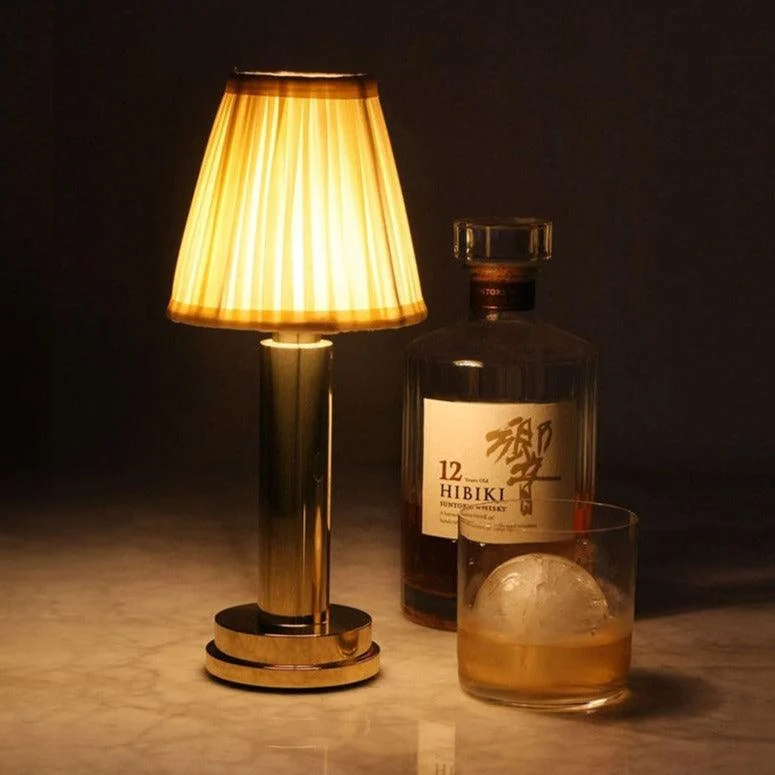 Homeko Elegance Vintage Table Lamp -