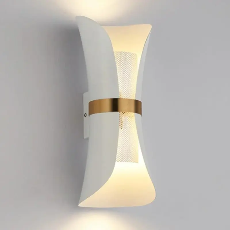 Homeko European Ribbon Wall Sconce