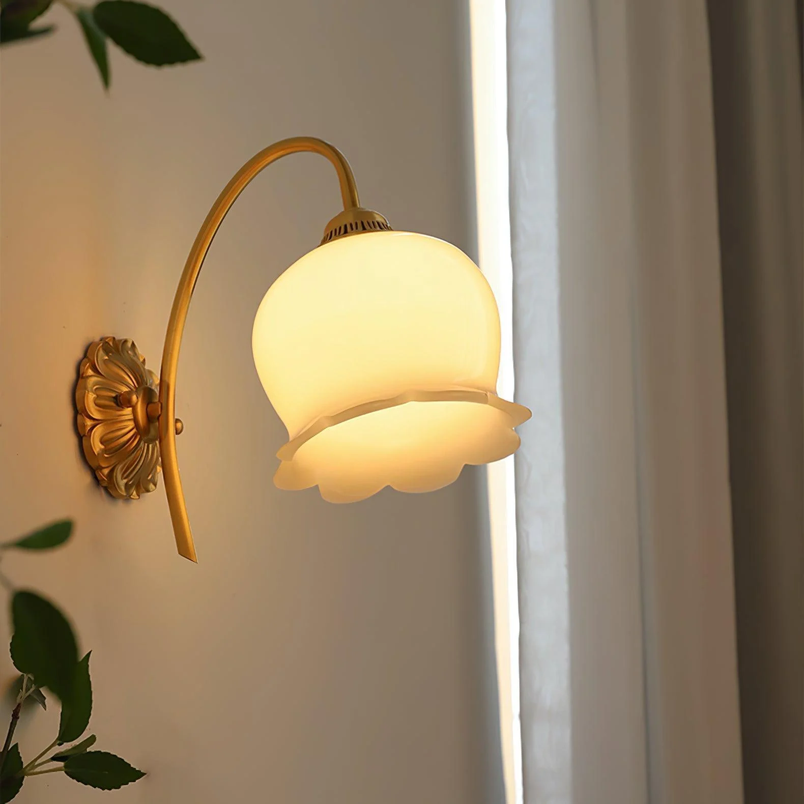 Homeko Flower Wall Lamp -