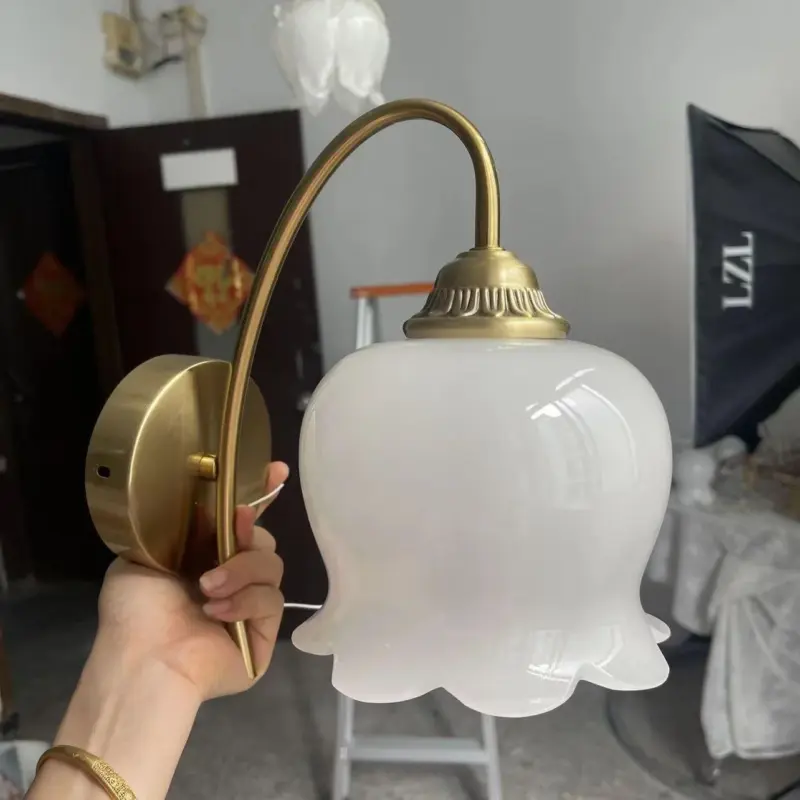 Homeko Flower Wall Lamp