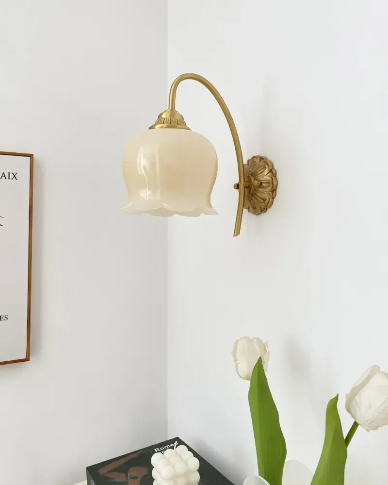 Homeko Flower Wall Lamp