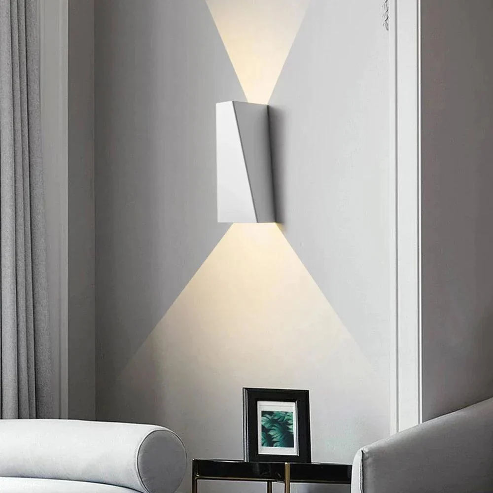 Homeko Geometric LED Wall Light -