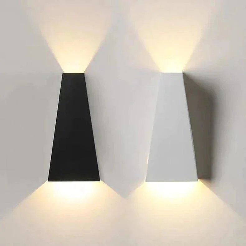 Homeko Geometric LED Wall Light -