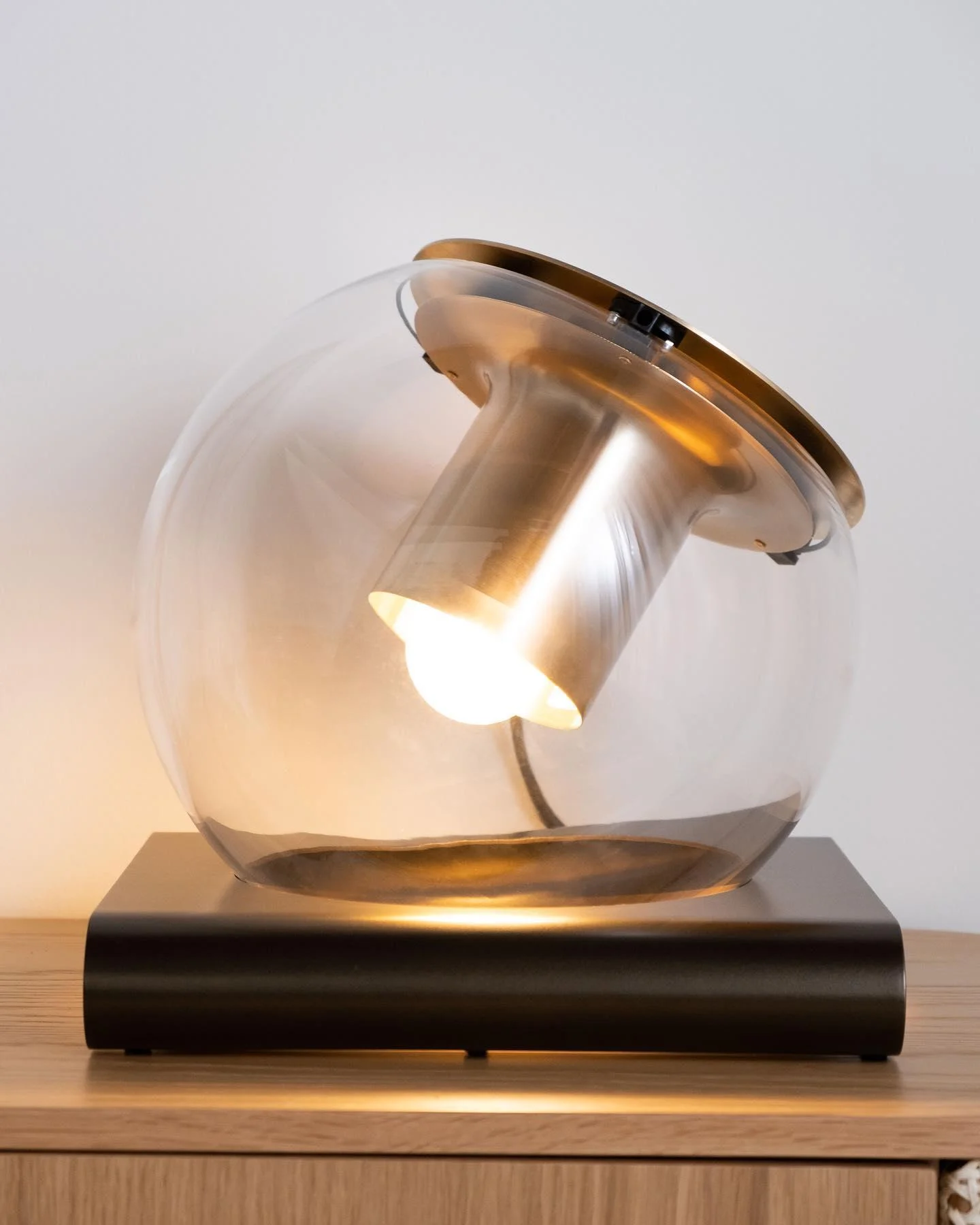 Homeko Globe Table Lamp -