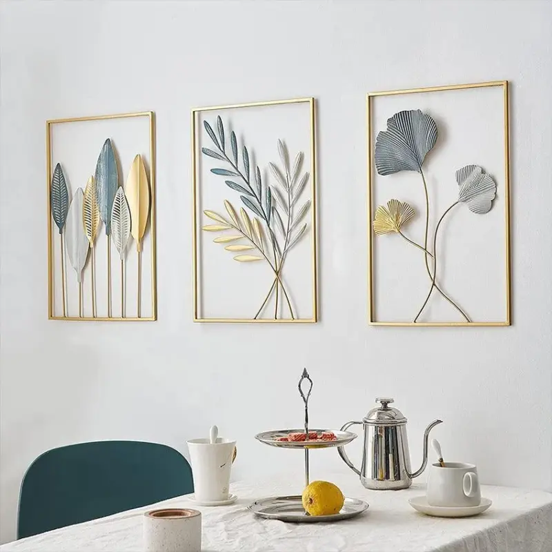 Homeko Golden Leaf Metal Wall Art