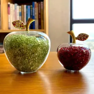 Homeko Handmade Crystal Apple Figurine