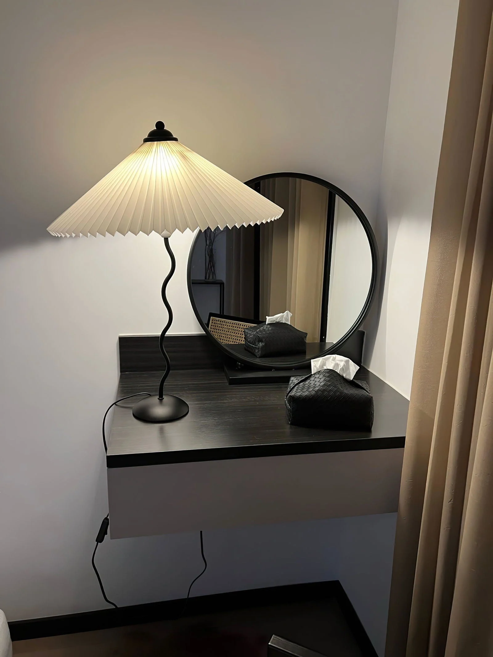 Homeko Hat Table Lamp -