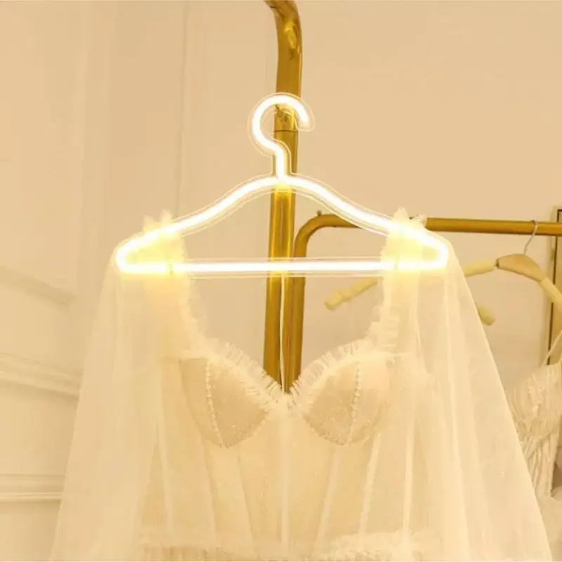Homeko LED Hanger
