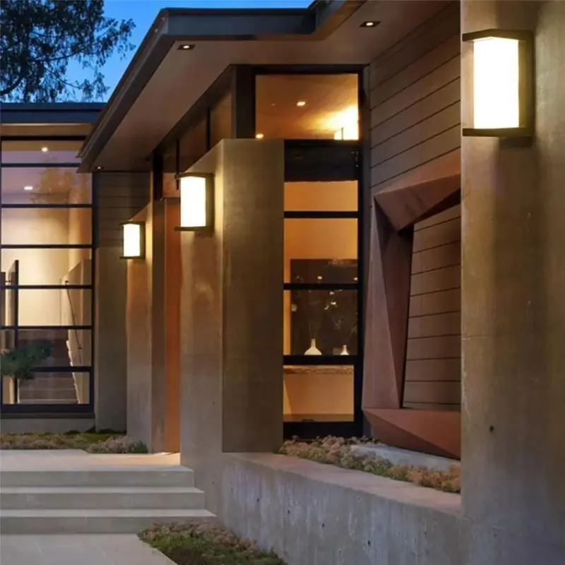 Homeko LED Outdoor Light