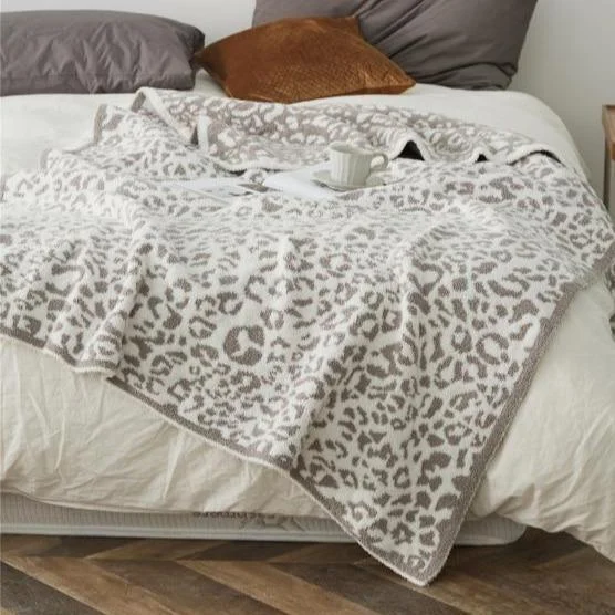 Homeko Leopard Throw -