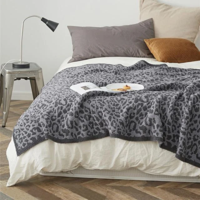 Homeko Leopard Throw -