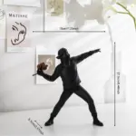 Homeko_Man_Throwing_Flowers_Sculpture_-_-4263090 Homeko Man Throwing Flowers Sculpture