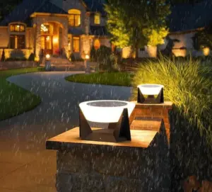 Homeko Outdoor Solar Lamp