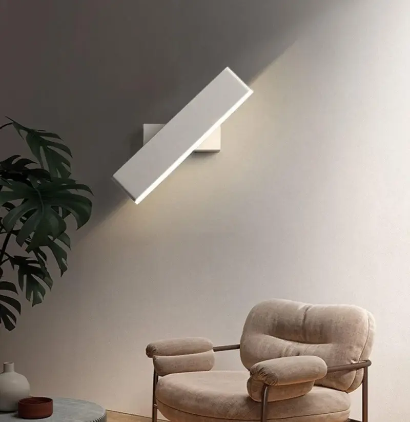 Homeko Rotating Wall Lamp