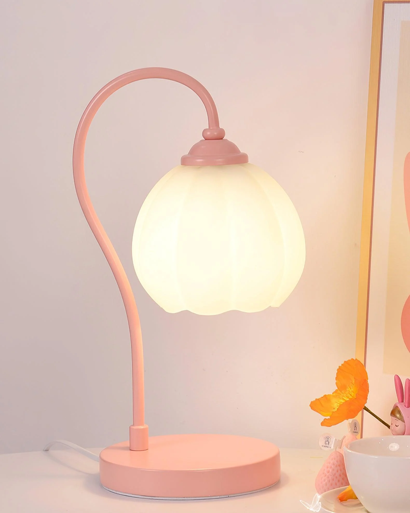 Homeko Shaped Table Lamp -