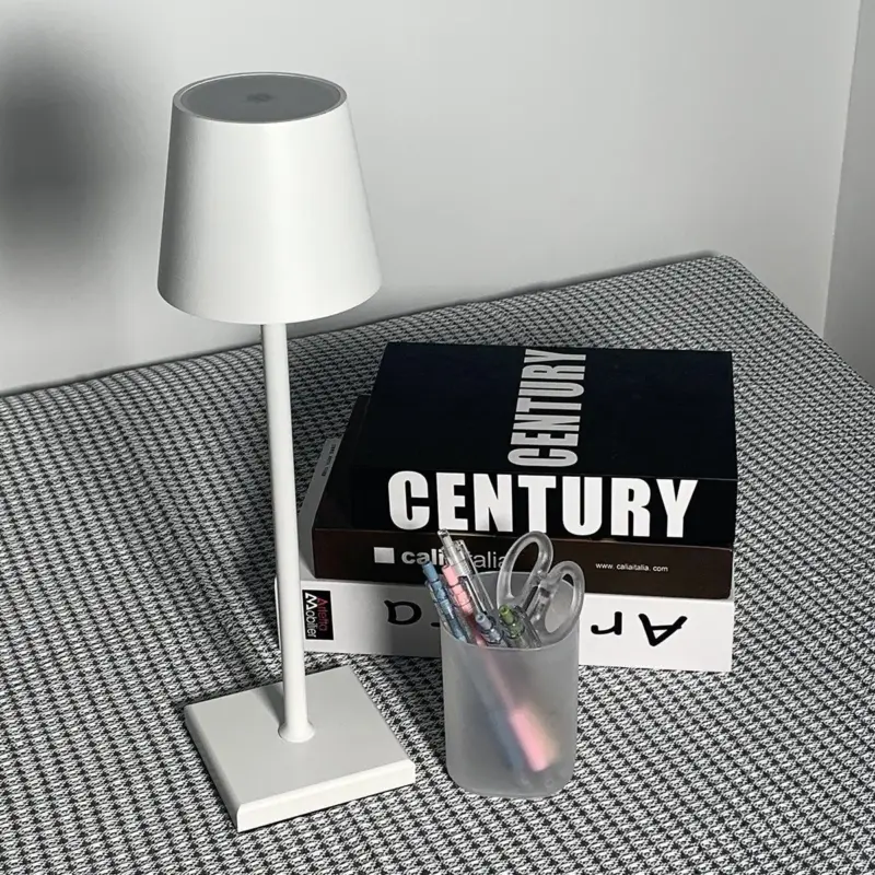 Homeko Shiny Cordless Table Lamp