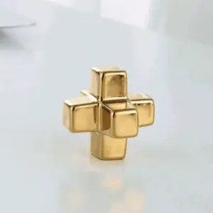 Homeko Squared Statue