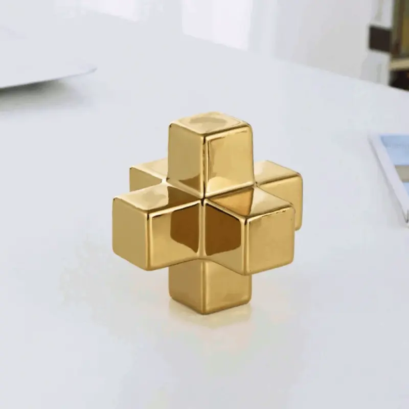 Homeko Squared Statue
