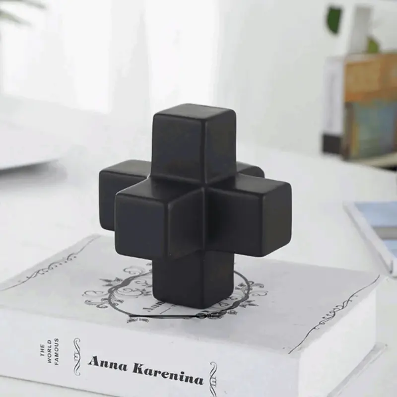 Homeko Squared Statue
