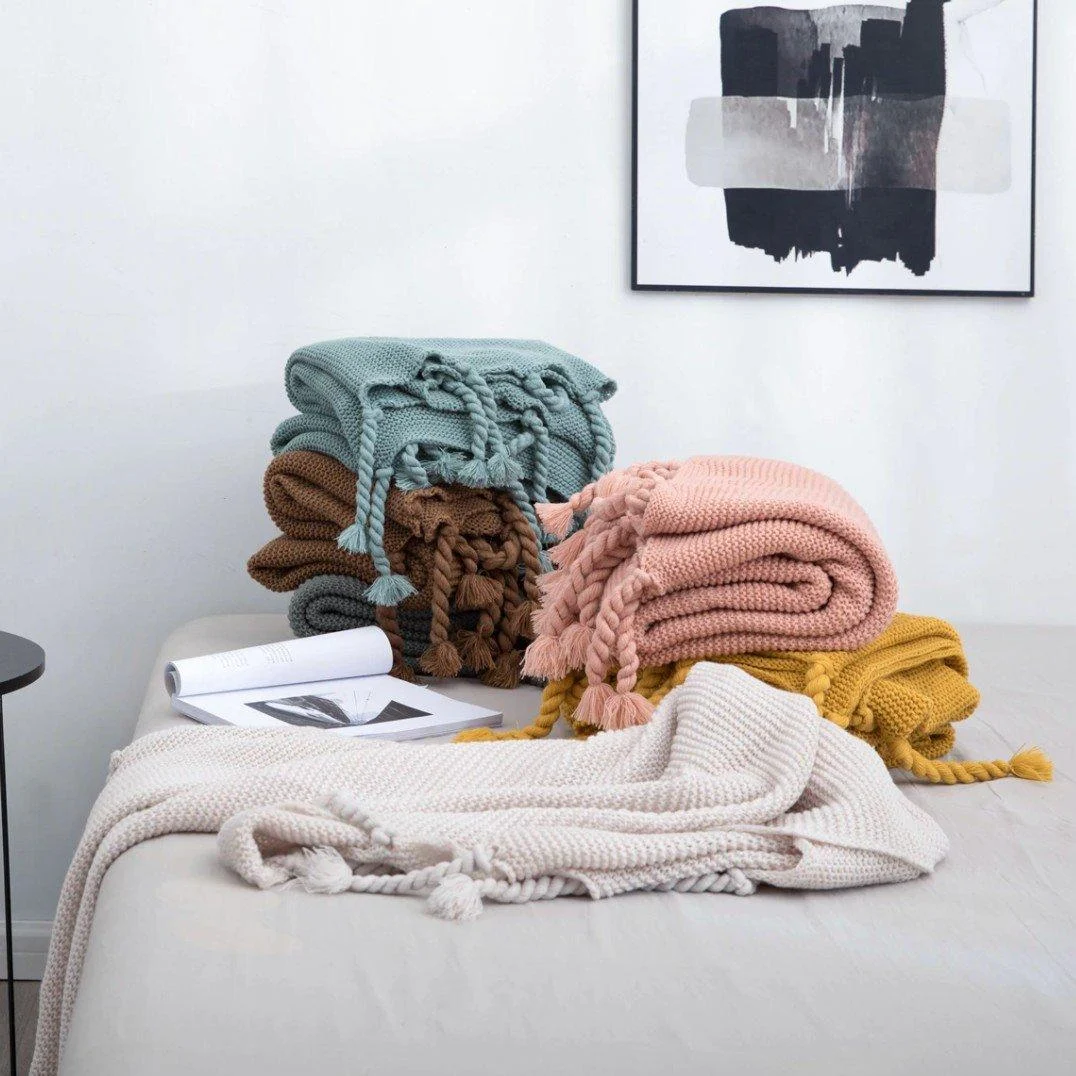 Homeko Tassel Knitted Blanket -