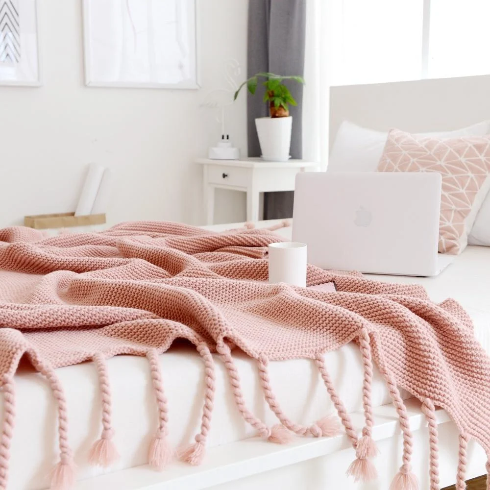 Homeko Tassel Knitted Blanket -