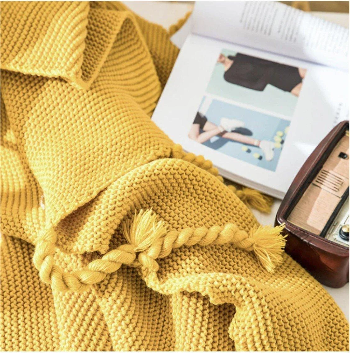 Homeko Tassel Knitted Blanket -