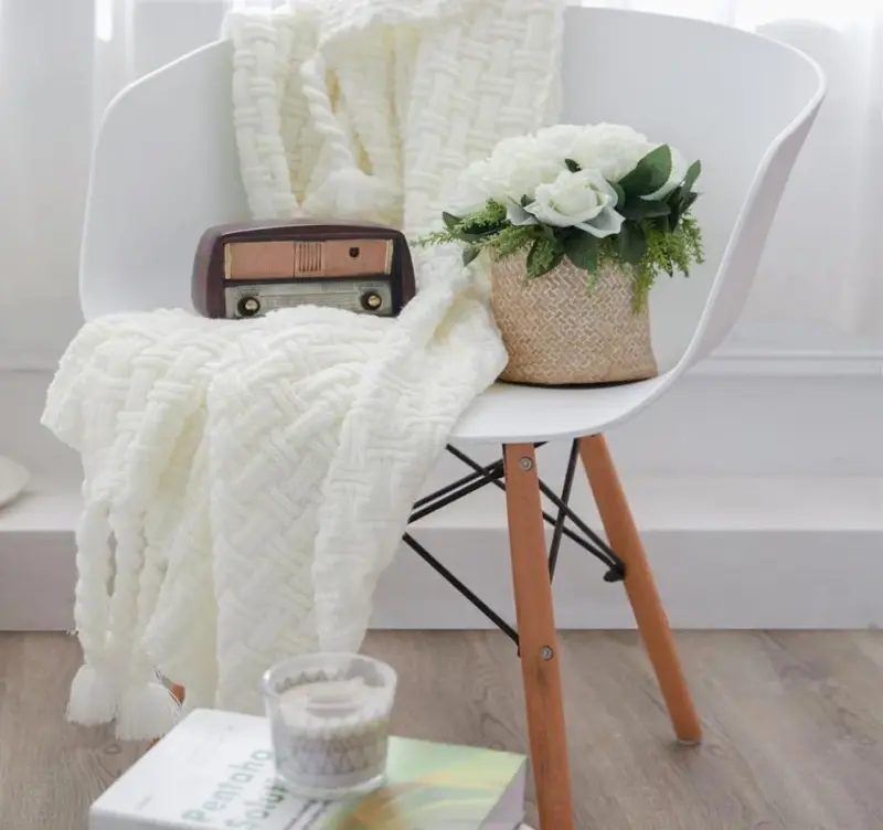 Homeko Tassel Throw