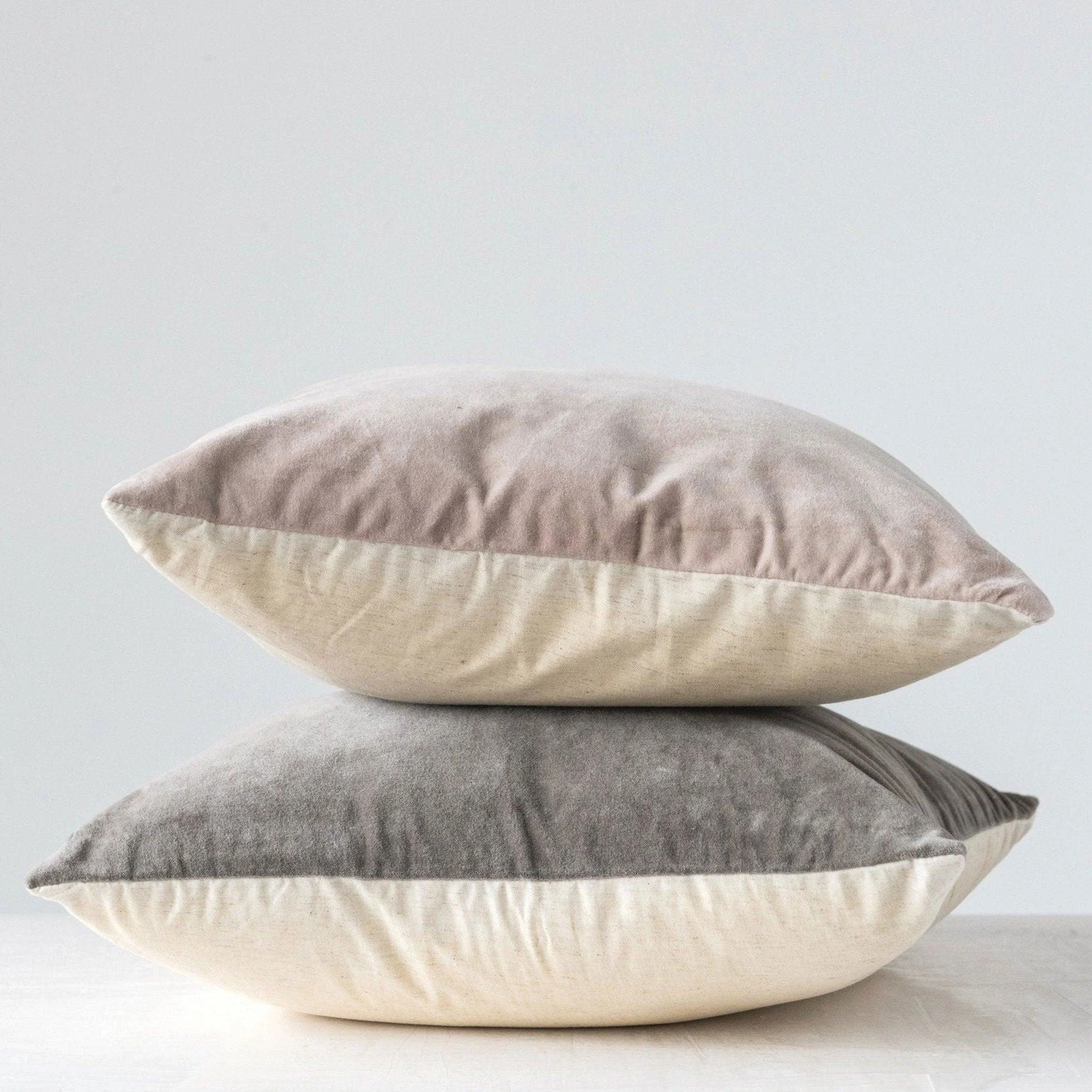 Homeko Velvet Pillow -