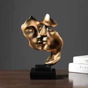 Homeko is Golden Statue