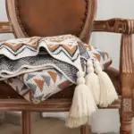 HomoraGeoFringePlaid2