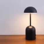HomoraHalfOrbTischleuchte1