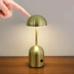 HomoraHalfOrbTischleuchte9