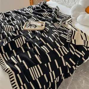 Homoraneutraldashplaid1