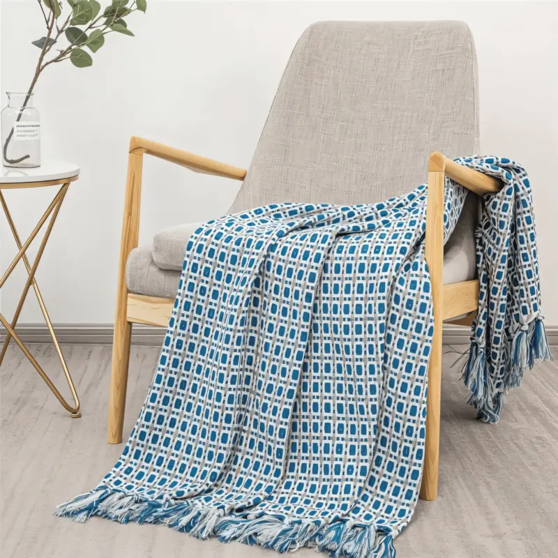 HomoraPeaKnitPlaid9