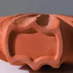 HomoraRustikaleRoteGefalteteKeramikvase2