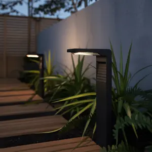 SolShine - Solar-L-shaped garden lights with IP66 waterproofing
