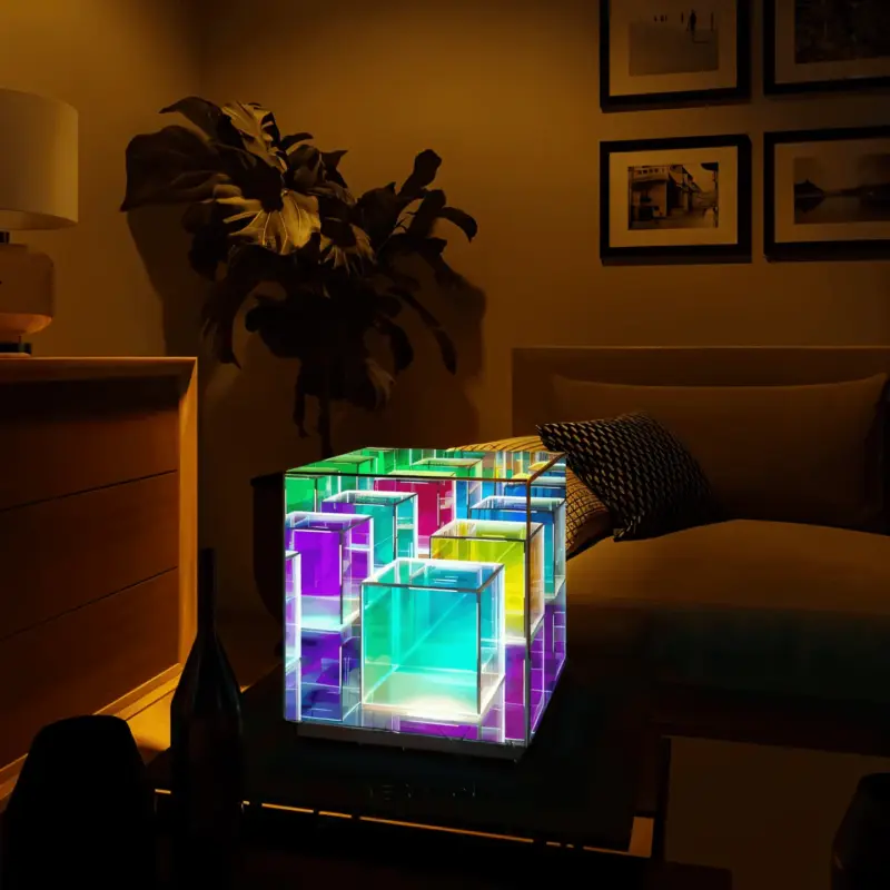 HomoraSpectra CubeTischlampe1