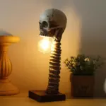 Horror_Skull_with_Spine_Lamp_-_-4297863 Horror Skull with Spine Lamp