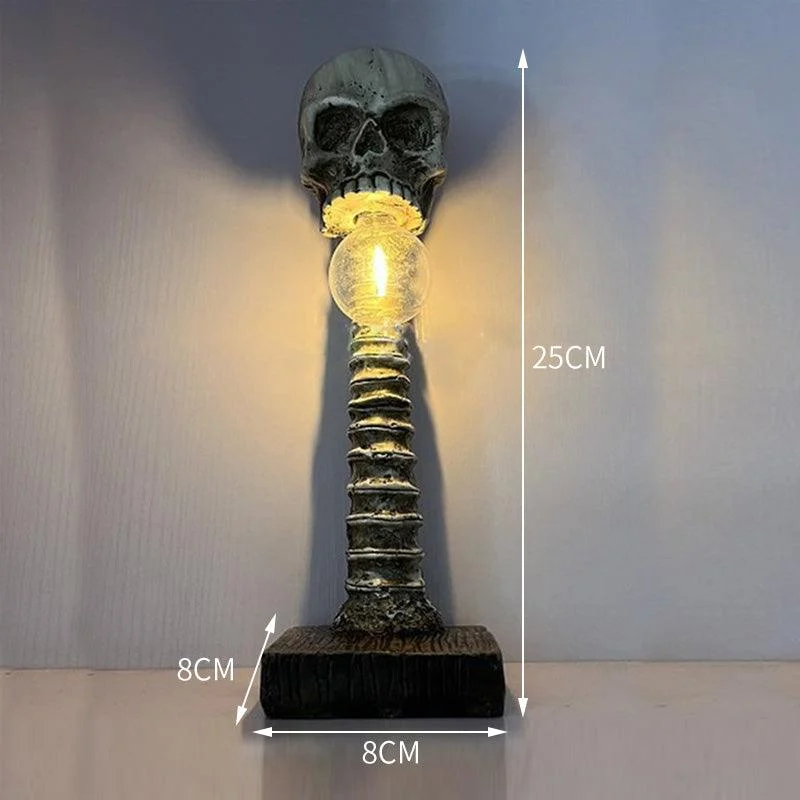 Horror Skull with Spine Lamp -