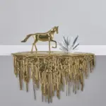 Horse_On_The_Edge_Staue_-_-4298382 Horse On The Edge Staue