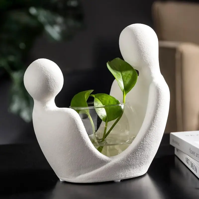 Hug Planter tag1