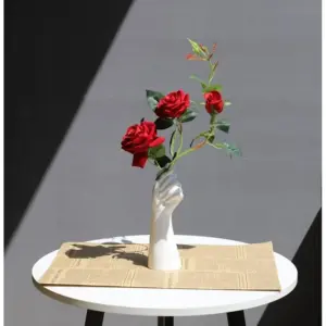 Jeorjia Vase - 