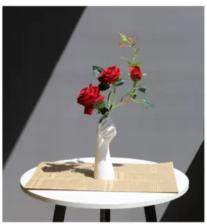 Jeorjia Vase