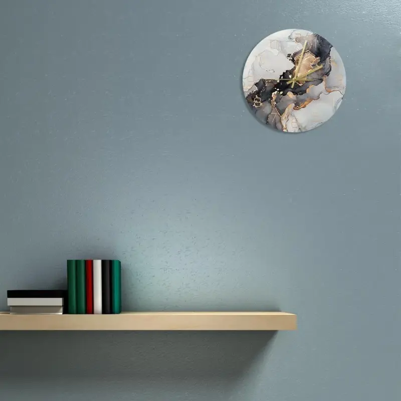 Jessalyne Clock