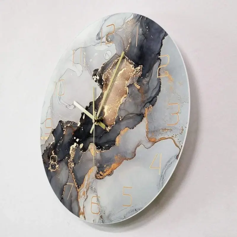 Jessalyne Clock