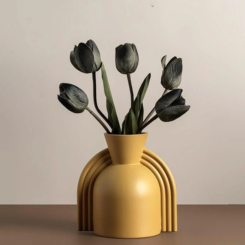 Jocasta Vase -