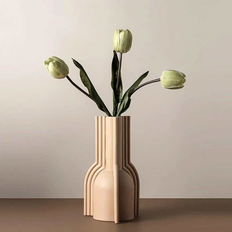 Jocasta Vase -