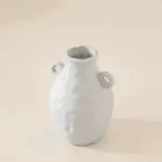 Julieta Vase