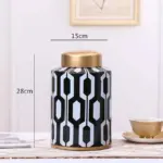 Kishia Vase
